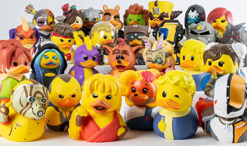 Существует линия игрушек под названием Tubbz, которая состоит из резиновых уток, в качестве персонажей видеоигр и поп-культуры.